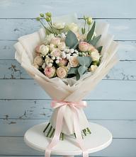Букет цветов из:  Розы и Лизиантусы в Лыткарино