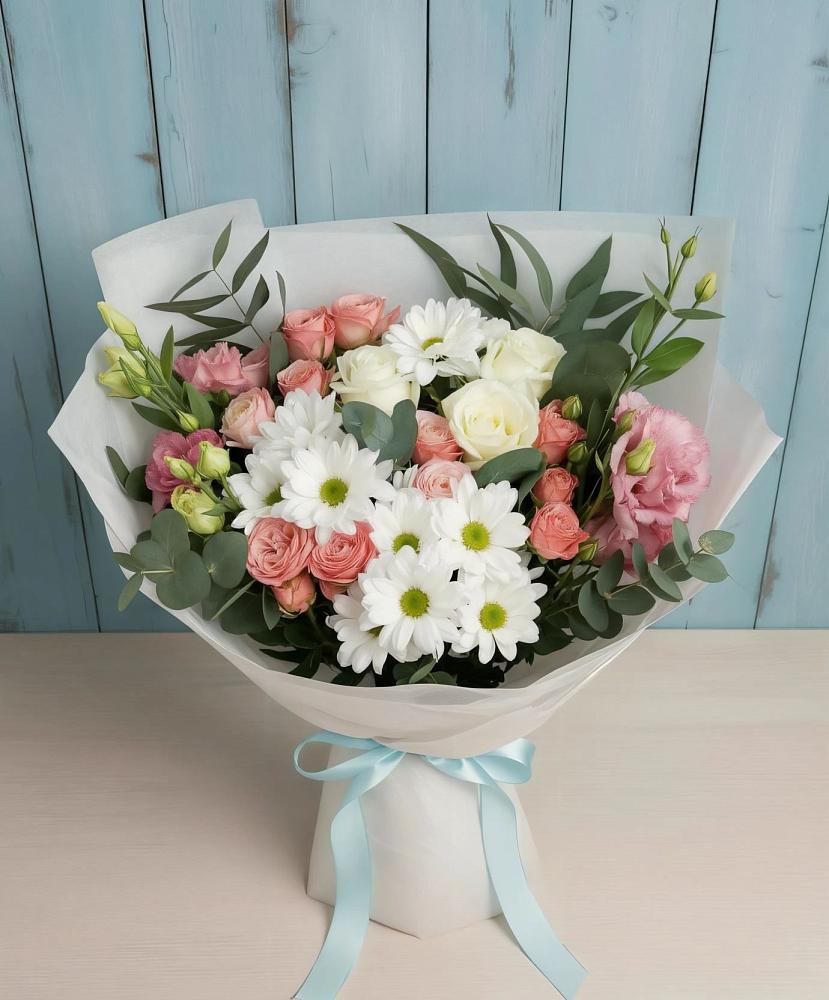 Букет цветов из: Розы, Лизиантусы и Хризантемы в Лыткарино