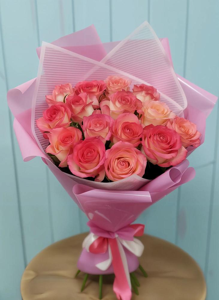 Букет 15 Розовых роз Равель в Лыткарино