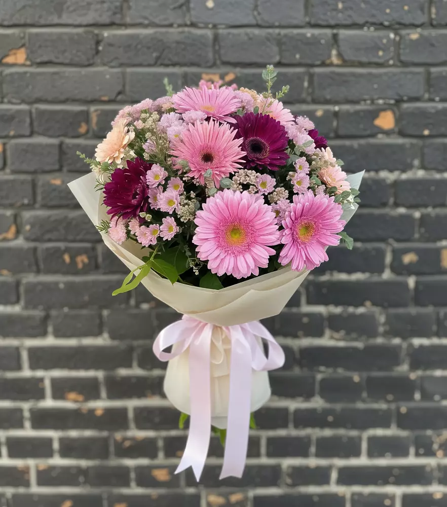 Букет цветов из: Герберы и Хризантемы в Лыткарино