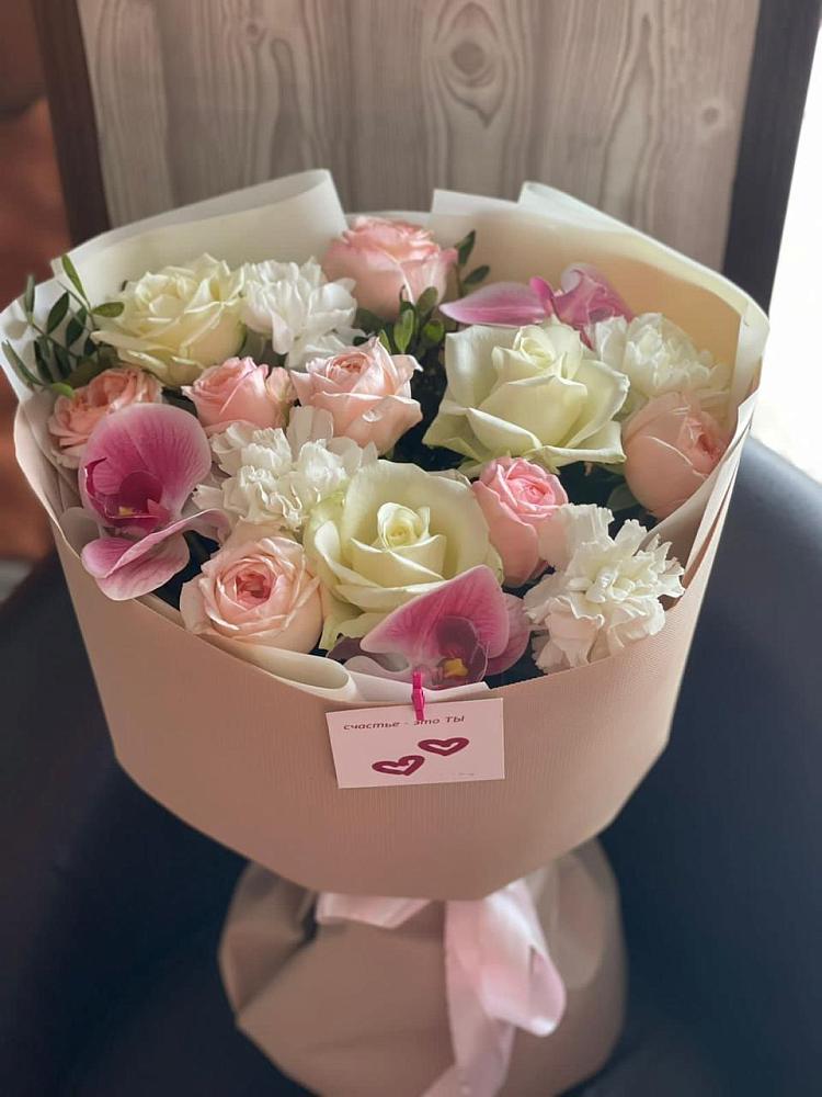 Букет цветов из: Орхидеи, Розы и Гвоздики в Лыткарино