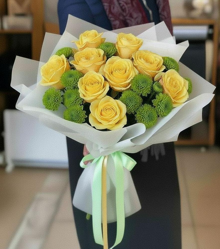 Букет цветов из: Хризантемы и Розы в Лыткарино