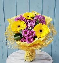 Букет цветов из:  Хризантемы и Герберы в Лыткарино