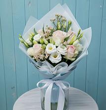 Букет цветов из:  Розы и Лизиантусы в Лыткарино